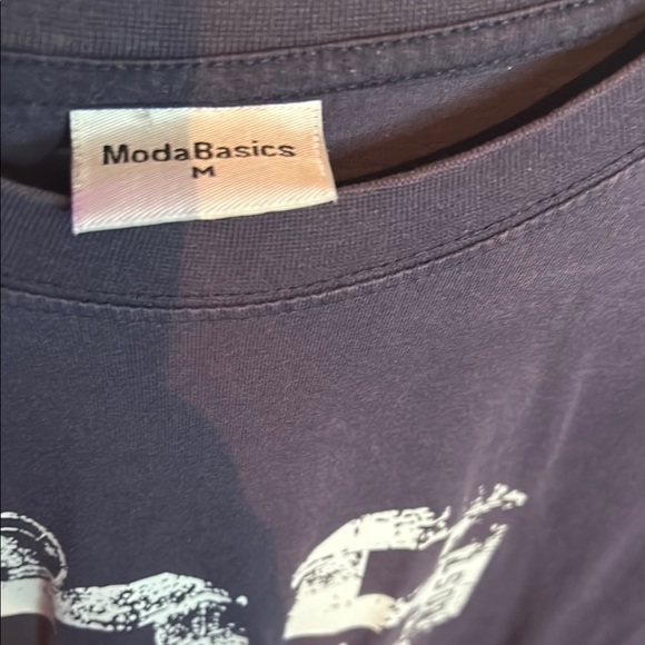 Men's Purple Graphic T-Shirt - Picture 2 of 8